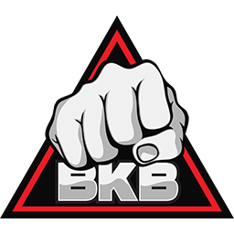 Malignaggi gets face rearranged in bare knuckle win